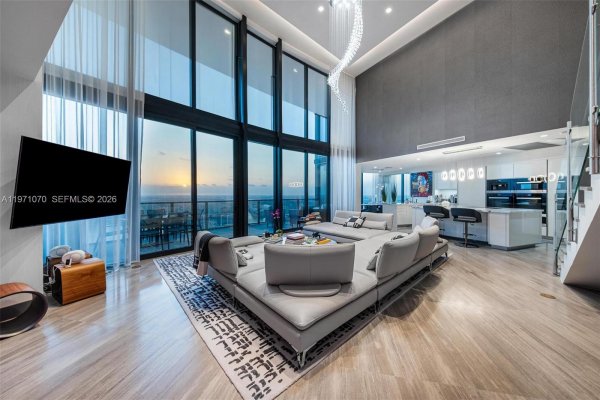 18555 Collins Ave #5003 Sunny Isles Beach, FL 33160