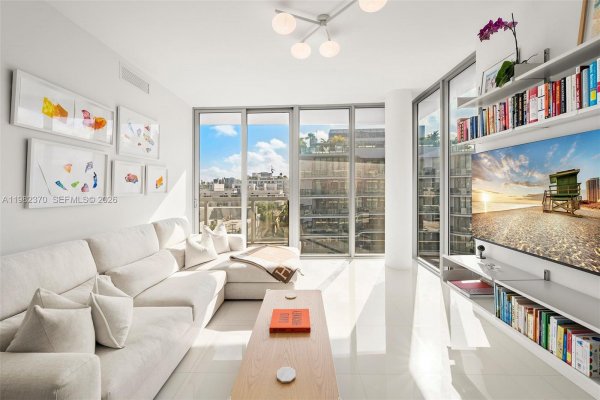 9940 W Bay Hbr Dr #6A-N Bay Harbor Islands, FL 33154