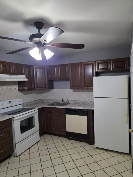 2061 NW 47th Ter #111 Lauderhill, FL 33313