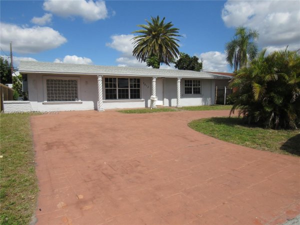 7913 Ramona St Miramar, FL 33023