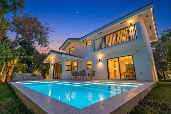 1415 Trillo Ave Coral Gables, FL 33146