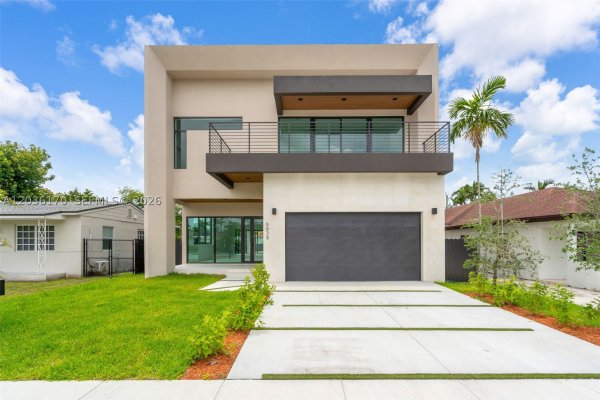 6438 SW 23rd St Miami, FL 33155