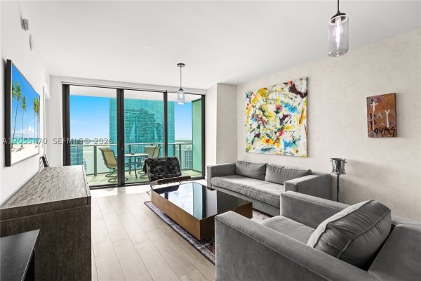 1300 S Miami Ave #3303 Miami, FL 33130