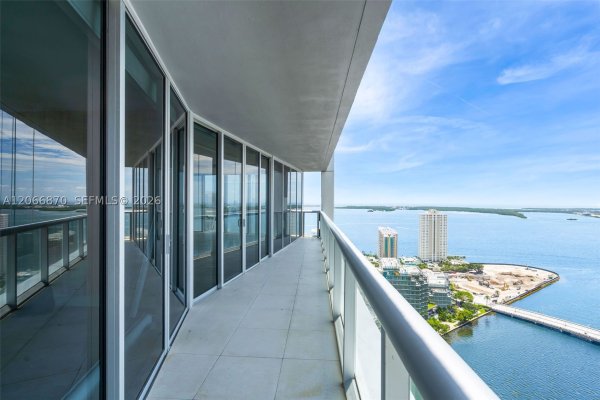 495 Brickell Ave #3601 Miami, FL 33131