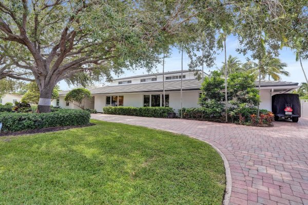 2 Mendota Sea Ranch Lakes, FL 33308