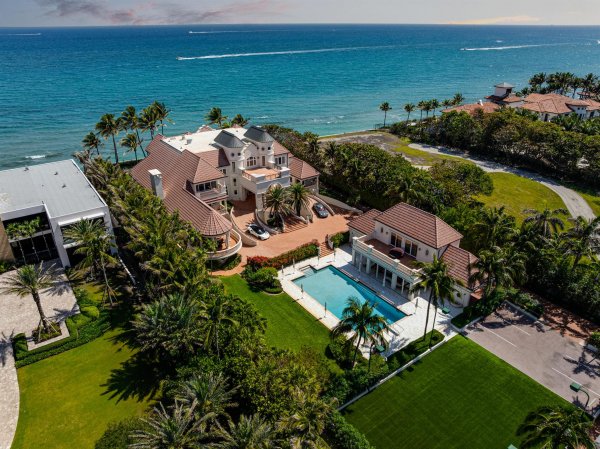 1280 S Ocean Blvd Manalapan, FL 33462