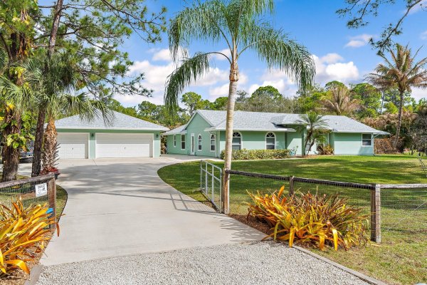 13555 155th Jupiter, FL 33478