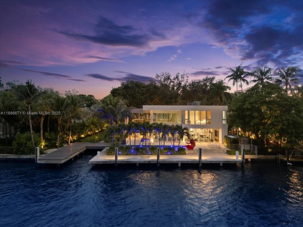 1015 N Rio Vis Blvd Fort Lauderdale, FL 33301 1015 N Rio Vis Blvd Fort Lauderdale, FL 33301