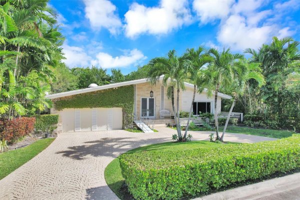 145 Bal Bay Dr Bal Harbour, FL 33154