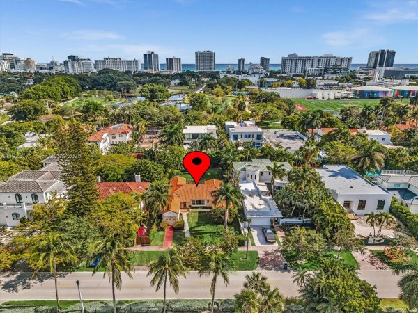 2443 N Meridian Ave Miami Beach, FL 33140