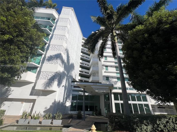 1133 102nd St #503 Bay Harbor Islands, FL 33154