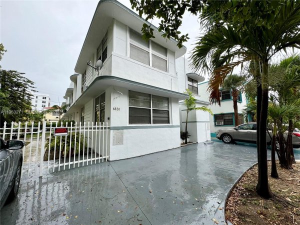 6830 Harding Ave #1 Miami Beach, FL 33141