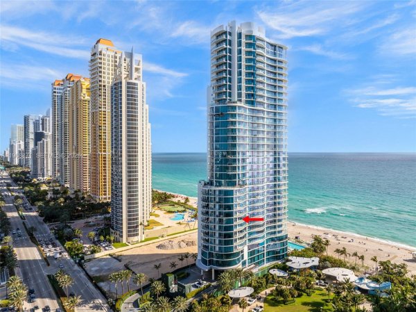 17475 Collins Ave #703 Sunny Isles Beach, FL 33160