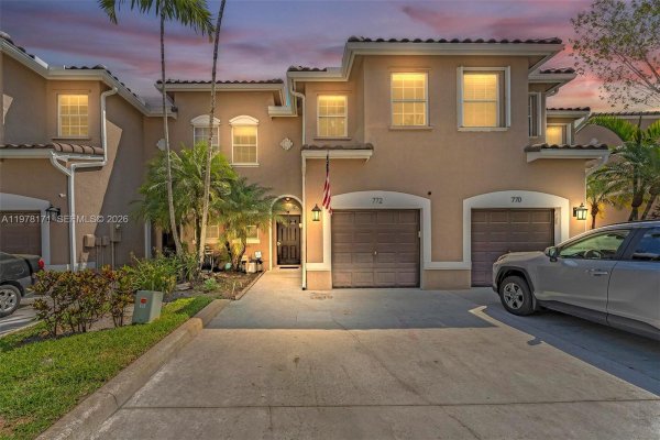 772 NW 132nd Ave Plantation, FL 33325