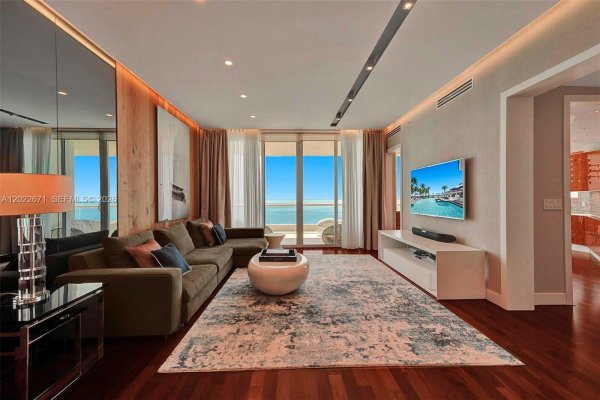 16051 Collins Ave #1102 Sunny Isles Beach, FL 33160