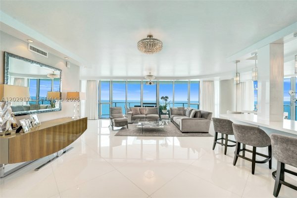 3101 S Ocean Dr #2208 Hollywood, FL 33019