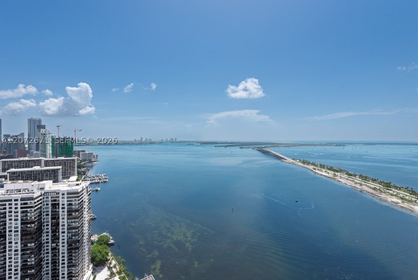 175 SE 25th Rd #3504 Miami, FL 33129