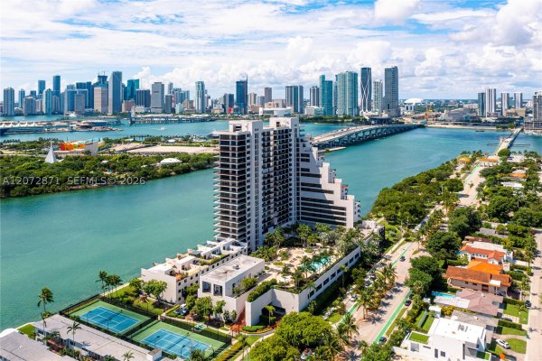 1000 Venetian Way #301/303 Miami, FL 33139