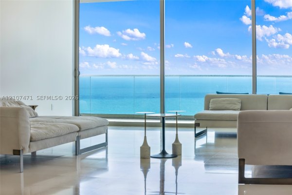 10201 Collins Ave #2506 Bal Harbour, FL 33154