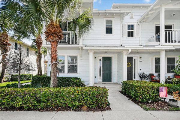 3241 Hemingway Jupiter, FL 33458