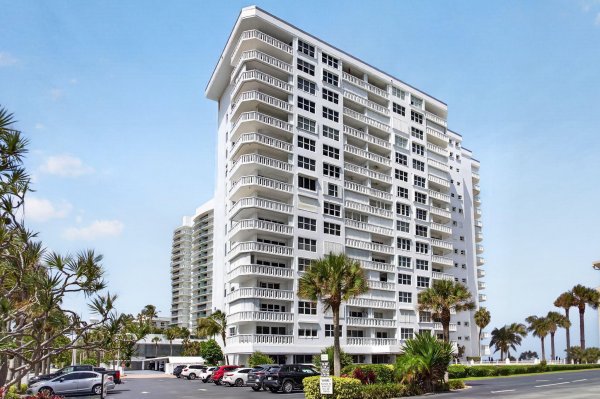 1012 N Ocean #408 Pompano Beach, FL 33062