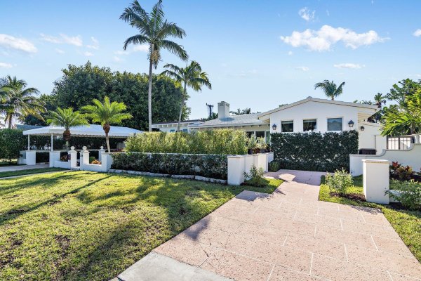 224 Churchill West Palm Beach, FL 33405