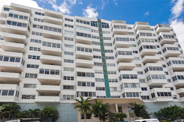 333 Sunset Dr #207 Fort Lauderdale, FL 33301