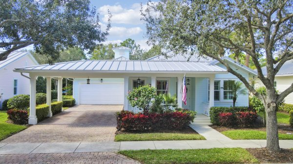3288 Wymberly Jupiter, FL 33458