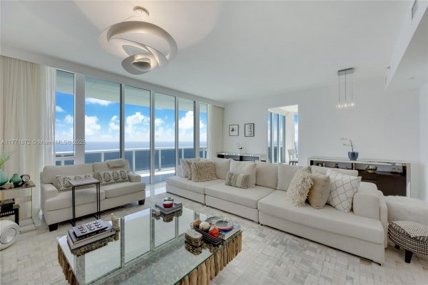 15811 Collins Ave #2101 Sunny Isles Beach, FL 33160