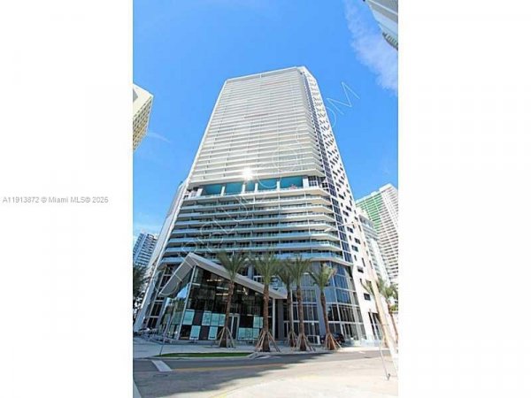 1300 Brickell Bay Dr #2400 Miami, FL 33131