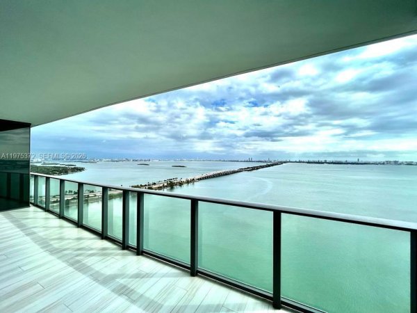 3131 NE 7th Ave #3003 Miami, FL 33137