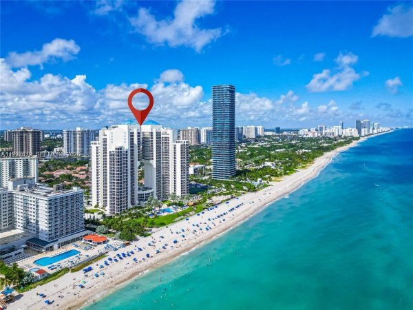 19333 Collins Ave #304 Sunny Isles Beach, FL 33160