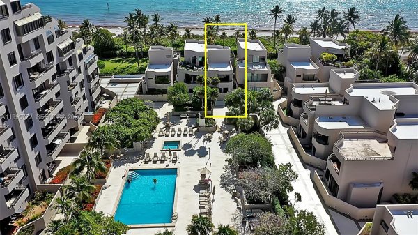 201 Crandon Blvd #175 Key Biscayne, FL 33149