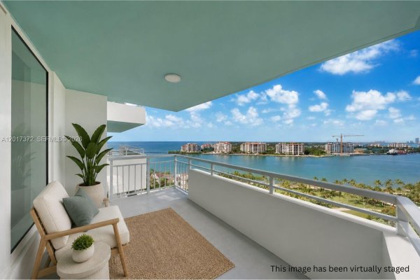 400 S Pointe Dr #1801 Miami Beach, FL 33139