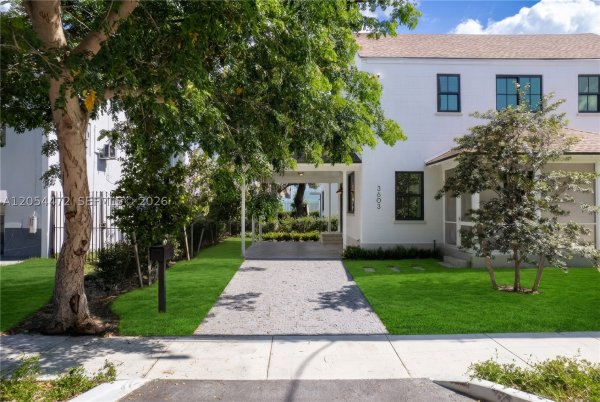 3603 Thomas Ave Miami, FL 33133