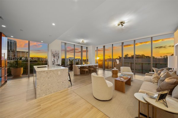 2678 Tigertail Ave #401 Miami, FL 33133