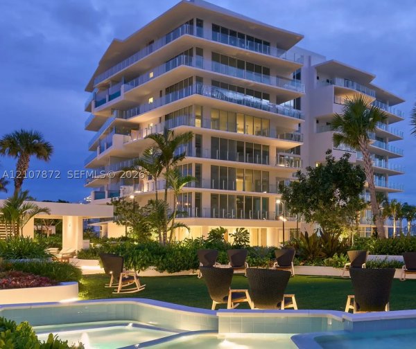 2221 SE 17th St #301 Fort Lauderdale, FL 33316