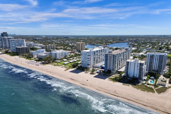 1010 S Ocean #09 Pompano Beach, FL 33062