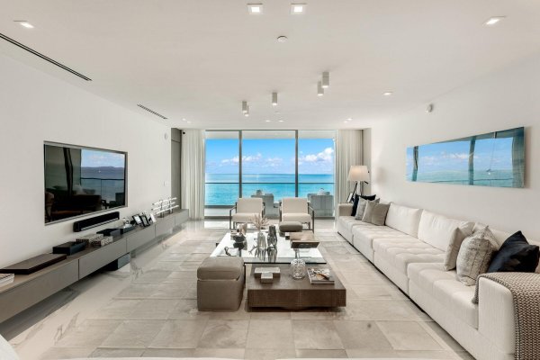 10201 Collins #1803 Bal Harbour, FL 33154