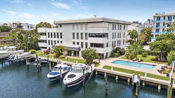 76 Isle Of Venice #G Fort Lauderdale, FL 33301