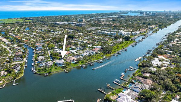 2177 Radnor Ct North Palm Beach, FL 33408 2177 Radnor Ct North Palm Beach, FL 33408