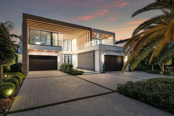 217 Thatch Palm Dr Boca Raton, FL 33432