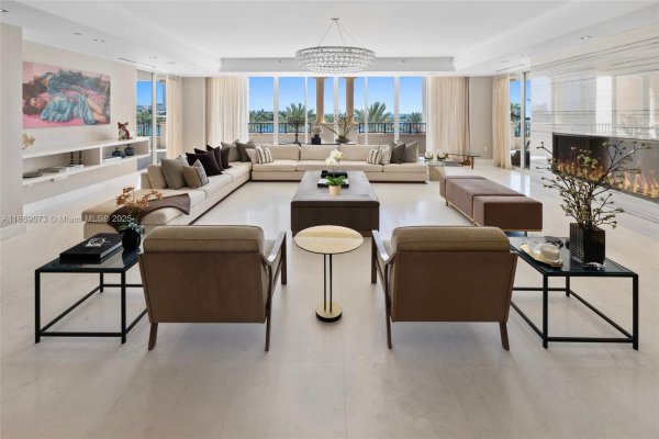 7133 Fisher Is Dr #7133 Miami Beach, FL 33109