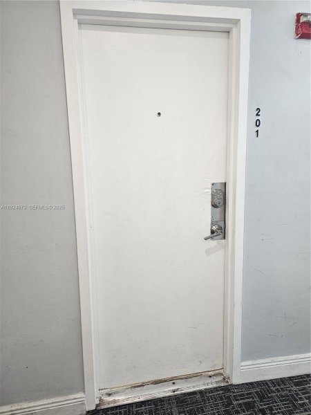 750 Collins Ave #201 Miami Beach, FL 33139