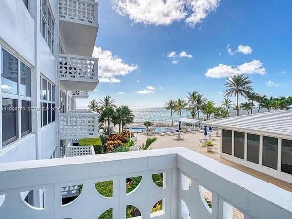 4010 Galt Ocean Dr #207 Fort Lauderdale, FL 33308