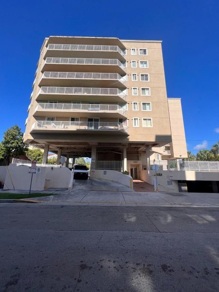 102 SW 6th Ave #508 Miami, FL 33130