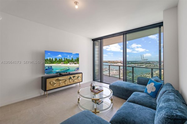 500 Alton Rd #1204 Miami Beach, FL 33139