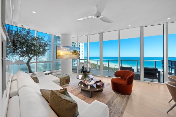 100 S Pointe Dr #1409 Miami Beach, FL 33139