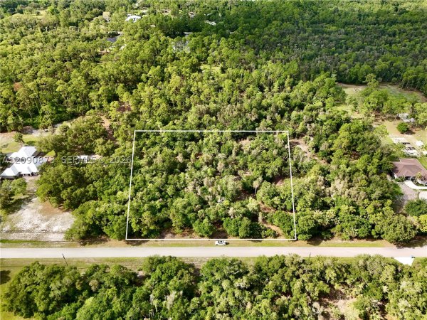 260 & 280 35th Ave Nw Naples, FL 34120