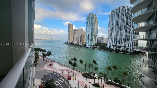300 S Biscayne Blvd #L-808 Miami, FL 33131